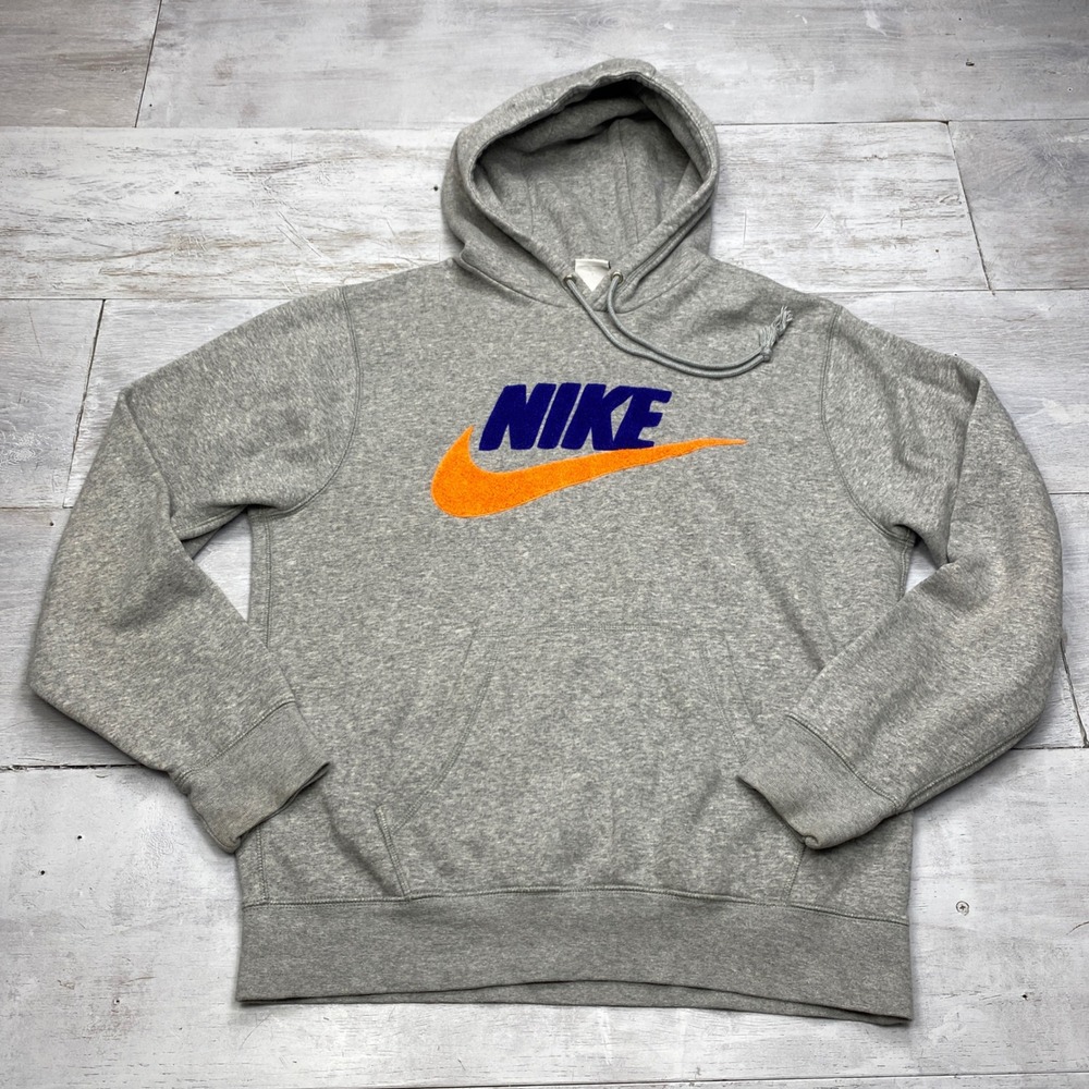 Nike Hoodie Mens S Felt Gray Chenille Swoosh Logo Pullover Fleece FN3104-063